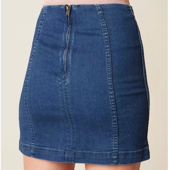 Free People Modern Femme Denim Stretch Mini Skirt Dark Blue Wash A-Line 2 FLAW - Picture 3 of 16